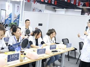 图 上海哪里学微整形较好 哪里学微整较有名 美仁国微整培训学校 上海职业培训