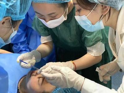 哪个微整形学校比较好